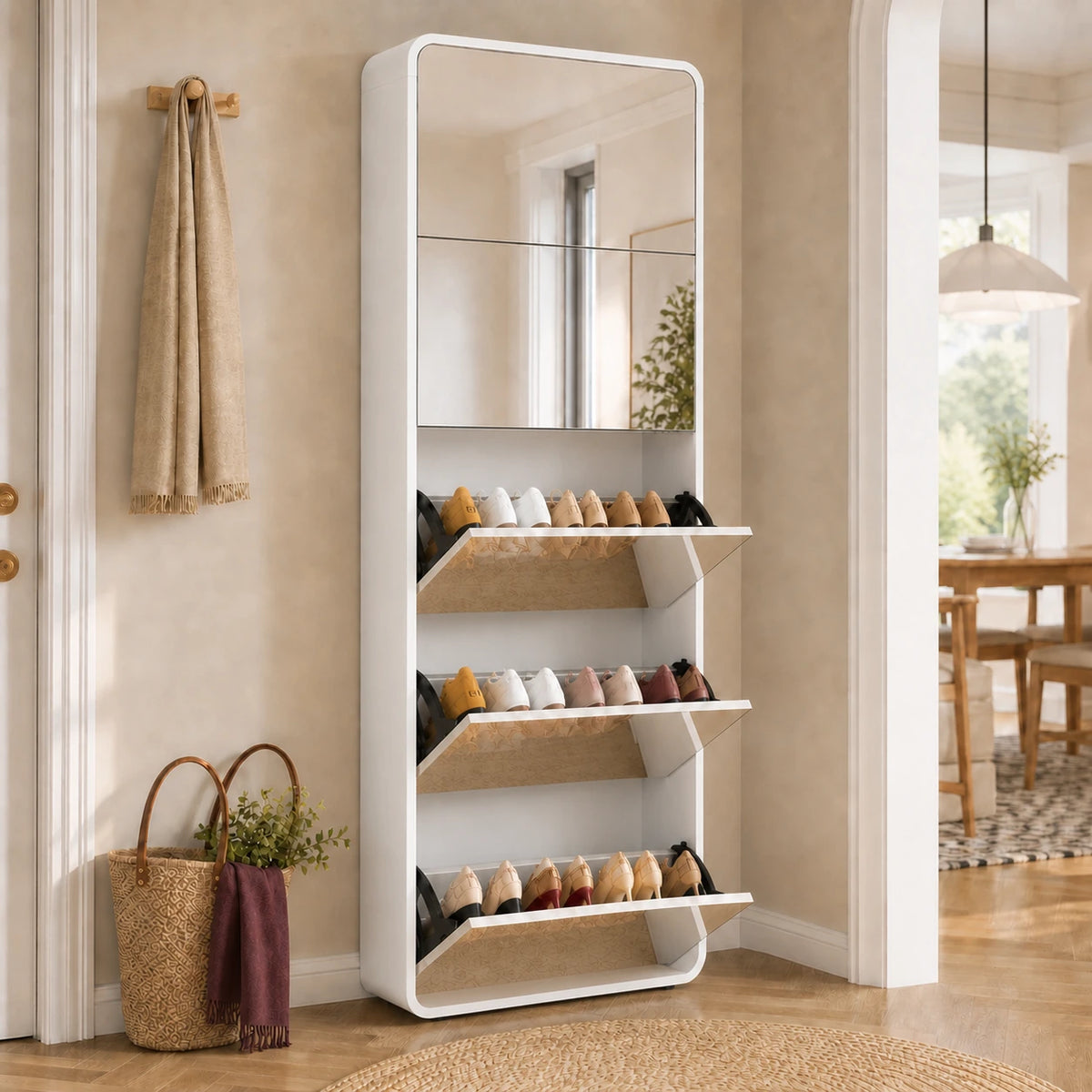 White Arynora Vista 5 with shoe compartments open